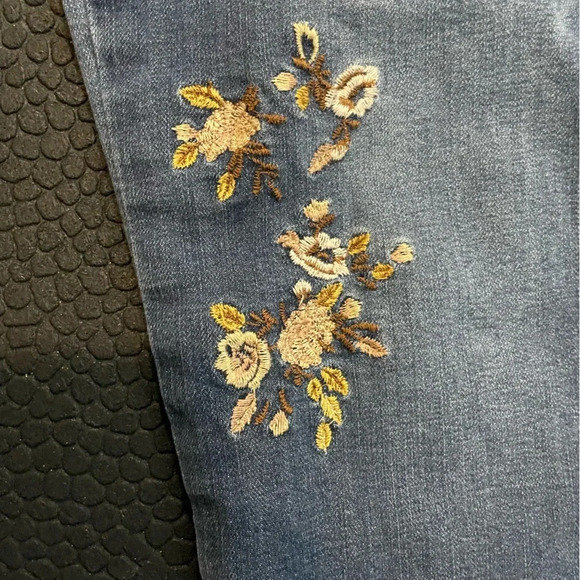 DEMOCRACY “Ab"solution® Blue Denim embroidered size 6 - Picture 4 of 8